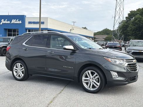 Used 2018 Chevrolet Equinox Premier FWD image 29