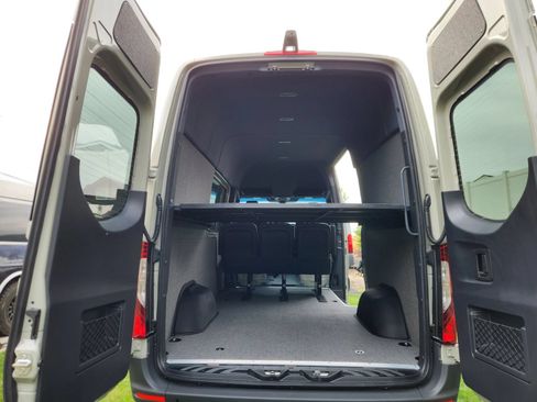 Used 2026 Mercedes-Benz Sprinter 2500 image 2