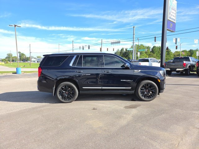 Used 2021 GMC Yukon Denali w/ Denali Premium Package AWD/4WD image 5