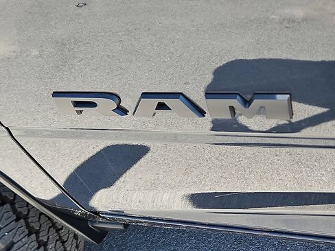 Used 2025 RAM 2500 Laramie w/ Night Edition AWD/4WD image 16