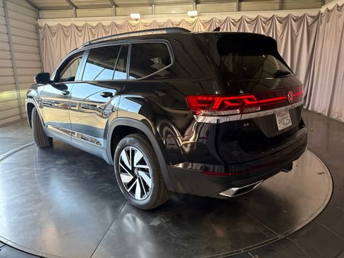 Used 2026 Volkswagen Atlas SE AWD/4WD image 7