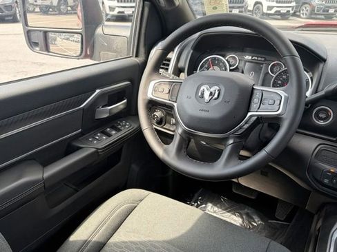 New 2026 RAM 2500 Big Horn AWD/4WD image 34