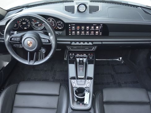 Certified 2022 Porsche 911 Targa 4 GTS AWD/4WD image 12