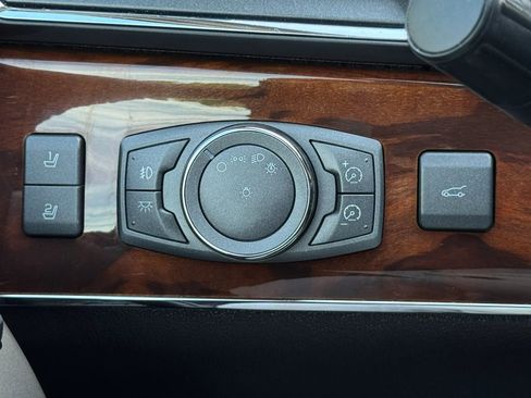 Used 2013 Lincoln MKX AWD image 36