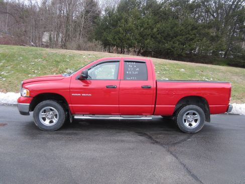 Used 2004 Dodge Ram 1500 Truck SLT image 6