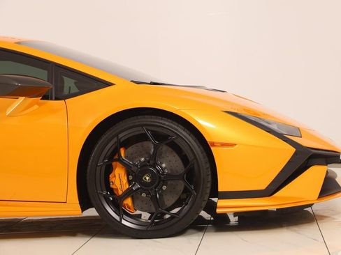 Used 2023 Lamborghini Huracan Tecnica image 71