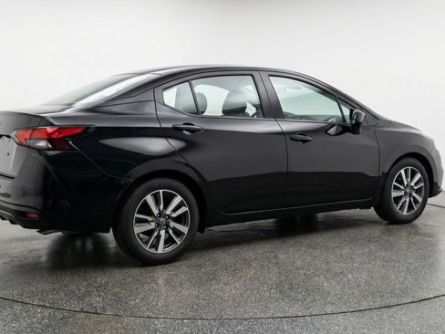 Used 2025 Nissan Versa SV FWD image 9
