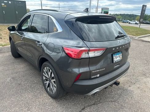 Used 2020 Ford Escape Titanium w/ Titanium Premium Package 2.0 AWD/4WD image 5