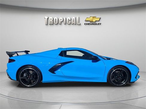 Used 2024 Chevrolet Corvette Stingray Convertible w/ 1LT image 8