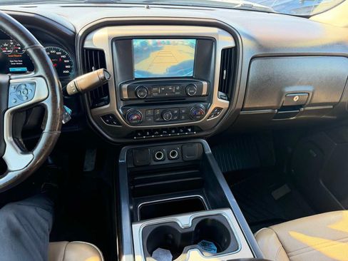 Used 2019 GMC Sierra 2500 Denali AWD/4WD image 8
