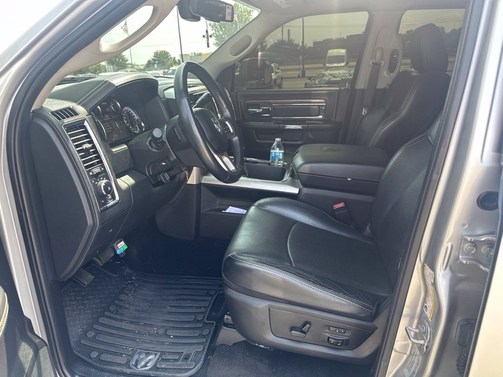 Used 2017 RAM 2500 Laramie AWD/4WD image 5