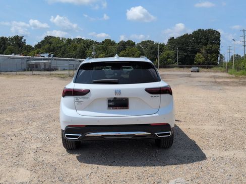 Used 2024 Buick Envision Preferred AWD/4WD image 5