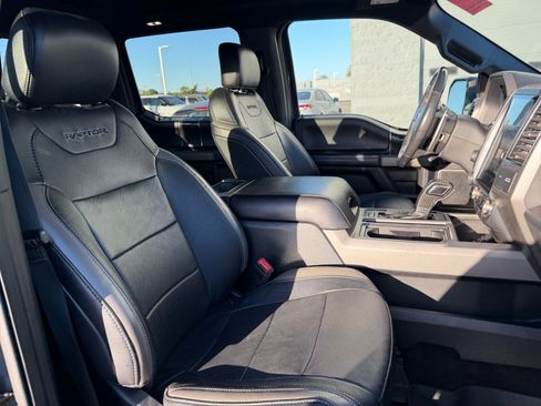 Used 2018 Ford F150 Raptor w/ Equipment Group 802A Luxury AWD/4WD image 30