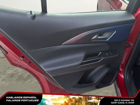 Certified 2025 Chevrolet Equinox EV LT w/ Convenience Package FWD image 24