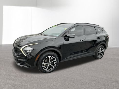 Certified 2023 Kia Sportage EX w/ EX Premium Package AWD/4WD image 7