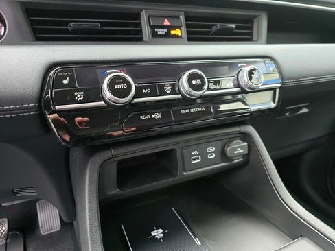 New 2025 Honda Pilot EX-L image 19