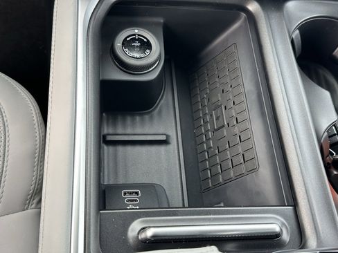 New 2025 Ford Expedition Max Platinum w/ Platinum Ultimate Package image 28