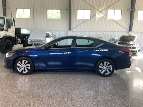 Used 2024 Nissan Altima 2.5 S FWD image 4
