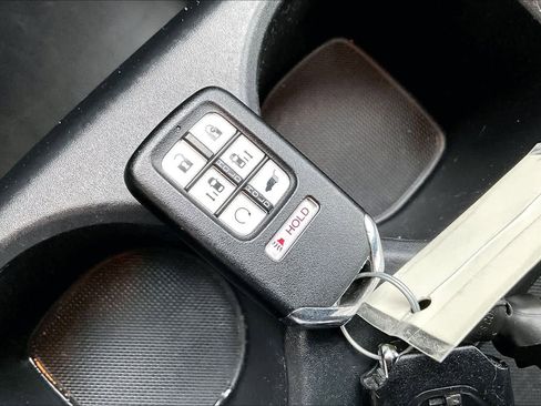 Certified 2024 Honda Odyssey EX-L image 46