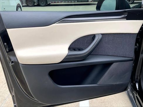 Used 2022 Tesla Model X Plaid AWD/4WD image 21