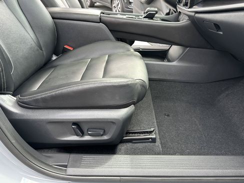 Used 2021 Nissan Rogue SL FWD image 45