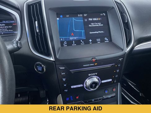 Used 2018 Ford Edge Titanium w/ Equipment Group 301A AWD/4WD image 6