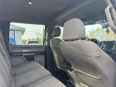 Used 2017 Ford F250 XLT w/ XLT Premium Package AWD/4WD image 27