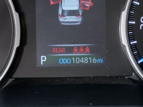 Used 2021 Toyota RAV4 XLE w/ Convenience Package image 11