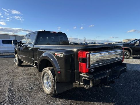 Used 2024 Ford F350 Platinum image 9