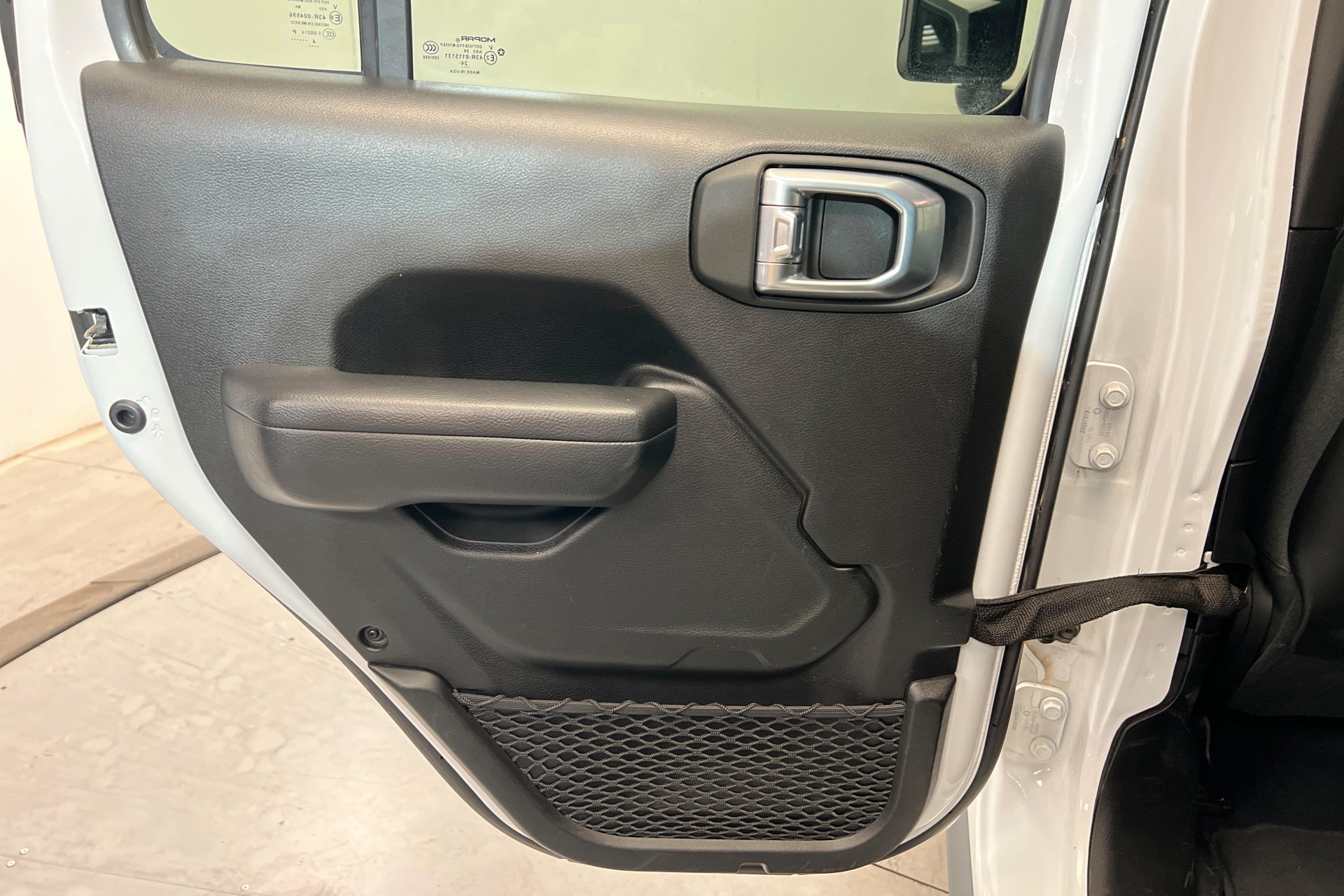 Certified 2025 Jeep Wrangler Unlimited Rubicon AWD/4WD image 18