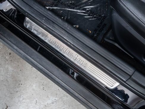 Used 2019 Mercedes-Benz GLA 250 4MATIC image 25