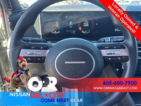 Used 2025 Hyundai Santa Cruz SEL FWD image 14