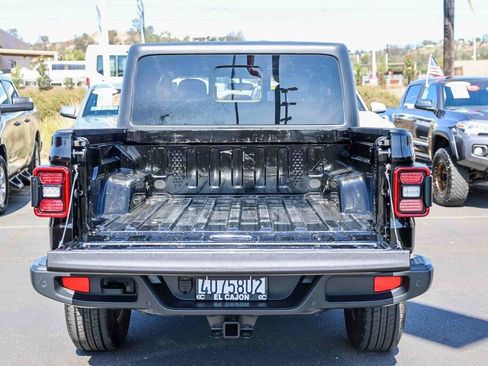 Used 2020 Jeep Gladiator Sport w/ Quick Order Package 24S AWD/4WD image 24