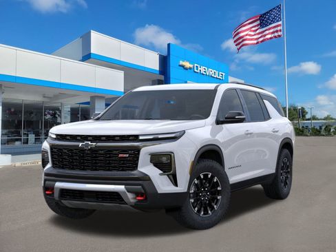 New 2026 Chevrolet Traverse Z71 w/ Enhanced Driving Package image 8