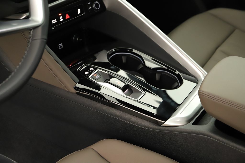 New 2026 Audi Q5 2.0T AWD/4WD image 17