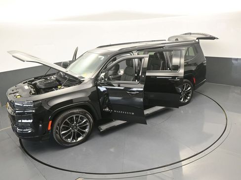 Used 2024 Jeep Grand Wagoneer L Series II w/ Quick Order Packagew 28T AWD/4WD image 71