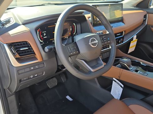 New 2026 Nissan Rogue Platinum w/ Platinum Premium Package AWD/4WD image 22