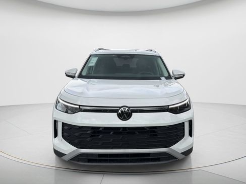 New 2026 Volkswagen Tiguan SE AWD/4WD image 2