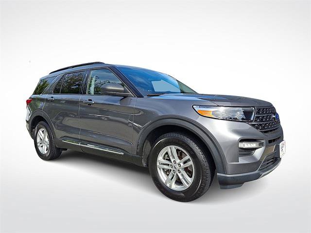 Certified 2021 Ford Explorer XLT w/ Equipment Group 202A AWD/4WD image 30