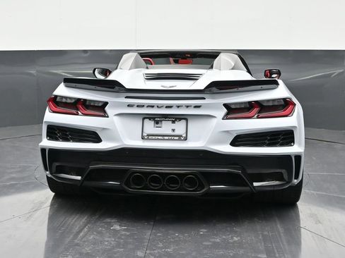 Used 2023 Chevrolet Corvette Z06 image 4
