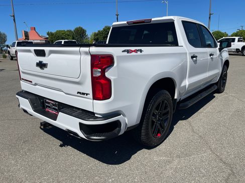 Used 2024 Chevrolet Silverado 1500 RST w/ Redline Edition AWD/4WD image 5