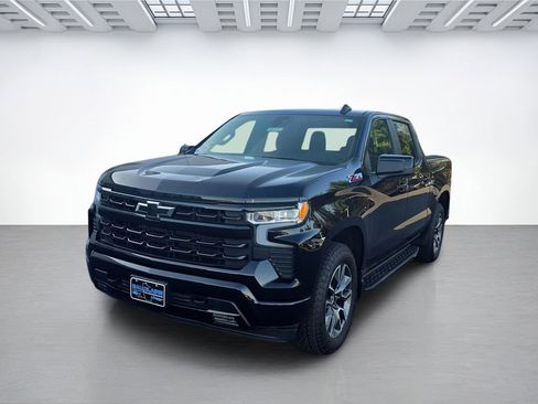 Used 2023 Chevrolet Silverado 1500 RST image 3