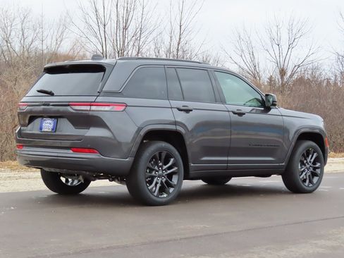 New 2026 Jeep Grand Cherokee Limited image 3