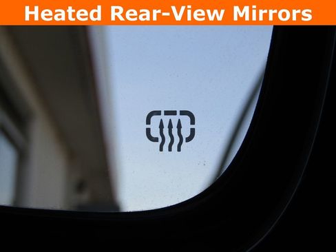 Used 2024 Chrysler Pacifica Select image 9