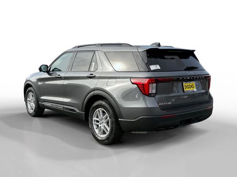New 2026 Ford Explorer Active image 3
