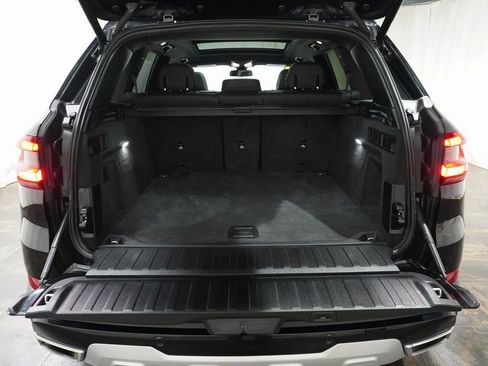 Used 2021 BMW X5 xDrive40i w/ Premium Package image 6