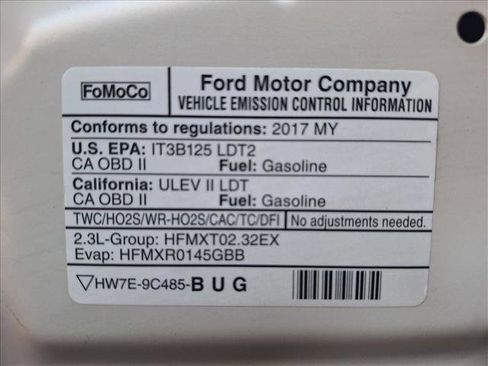 Used 2017 Ford Explorer Limited image 22