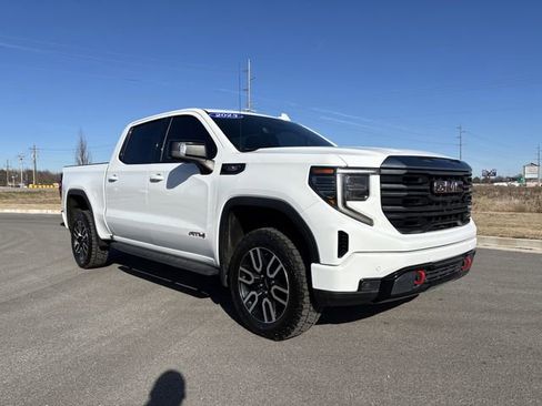 Used 2023 GMC Sierra 1500 AT4 w/ AT4 Premium Package image 13