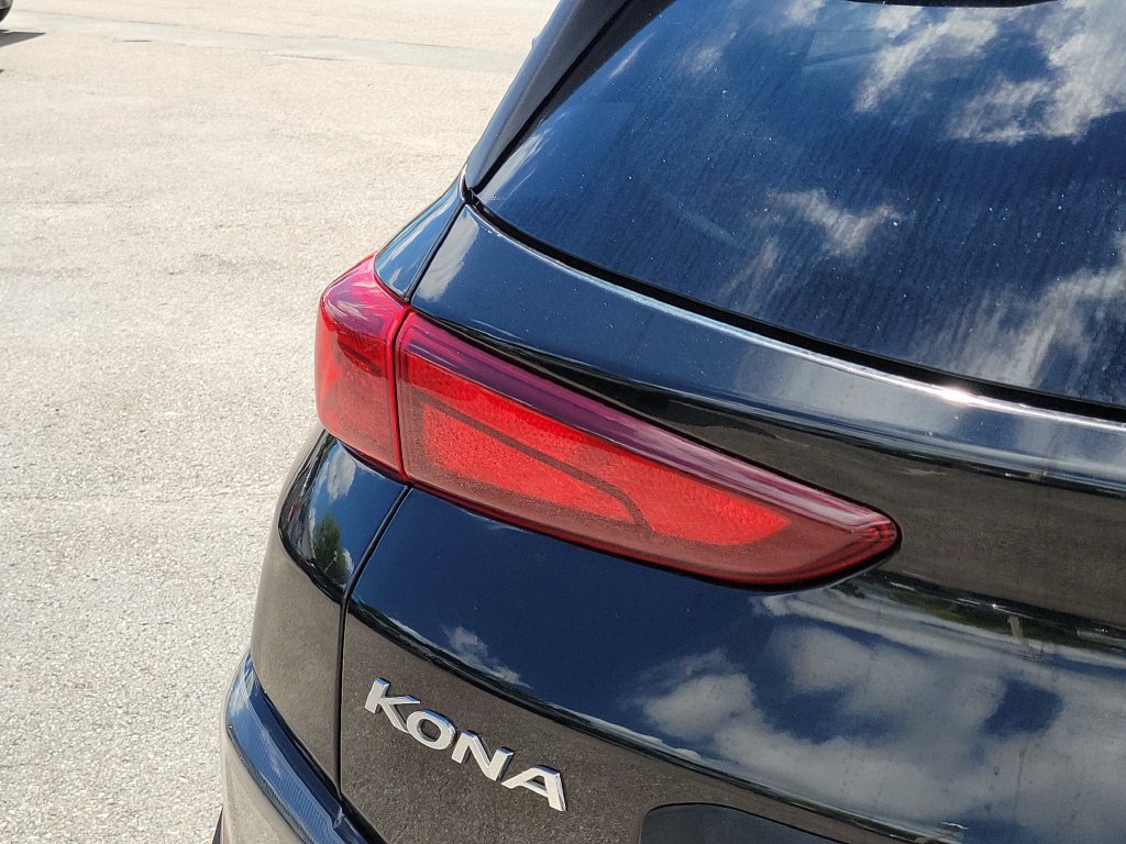 Used 2022 Hyundai Kona SEL FWD image 30