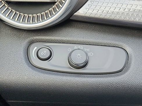 New 2026 Chevrolet Trax ACTIV image 19